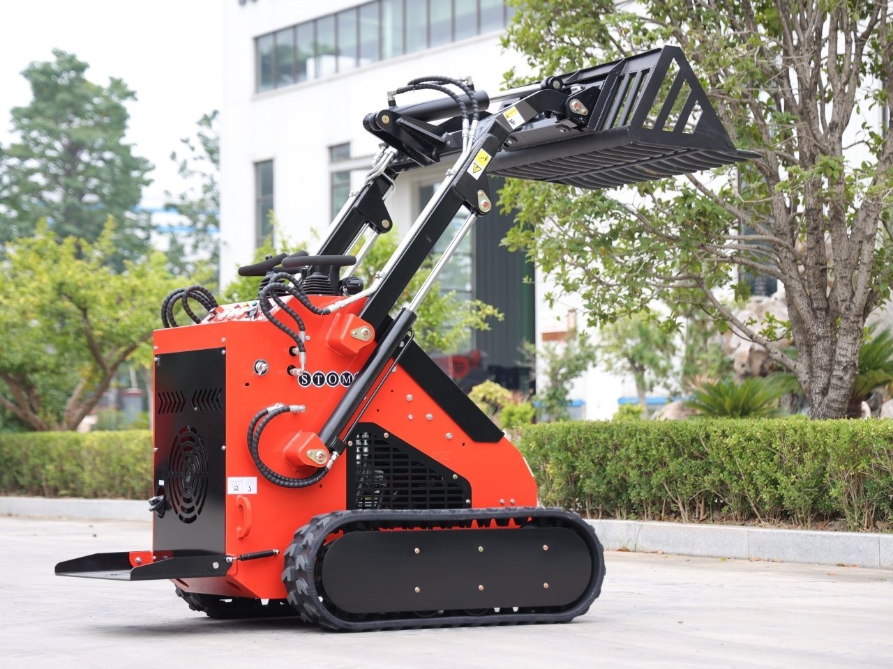 Rock Bucket Attachment for TYPHON Mini Skid Steer Loader USA - Image 10