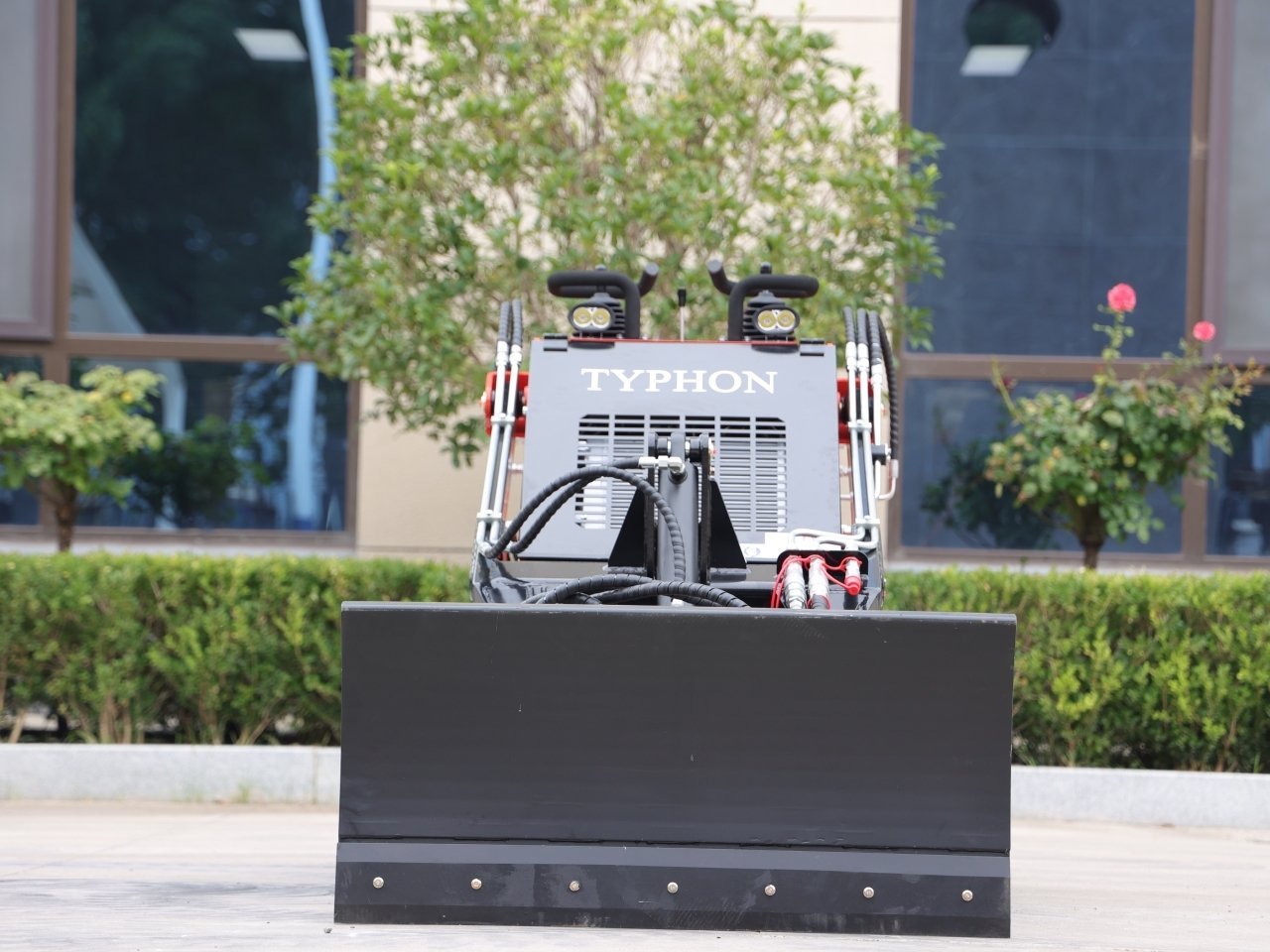 Skid Steer Loader Bull Dozer Attachment USA - Image 4