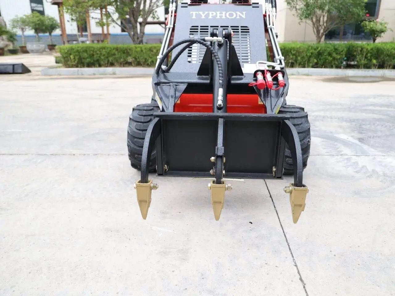 Skid Steer Loader Ripper Attachment - Image 12