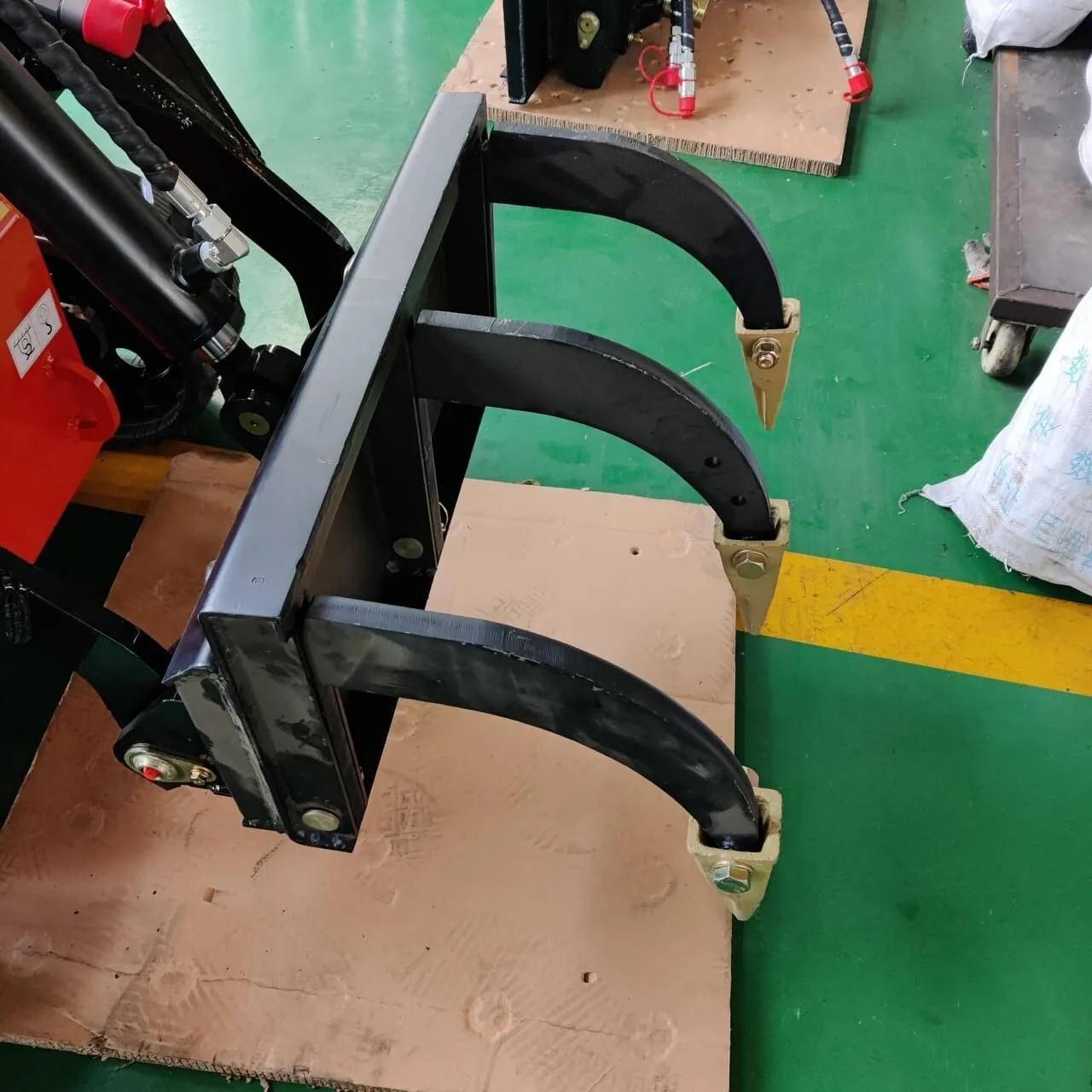 Skid Steer Loader Ripper Attachment - Image 10