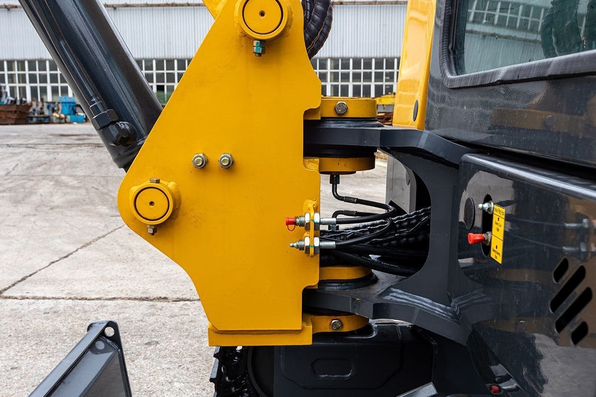 TYPHON NAGA 4.0 Mini Excavator w 4 Ton 24.4hp Yanmar Diesel Engine Metal Track ISO SAE control switch, AC Heater Cabin, 2 Travel Speed - Image 16