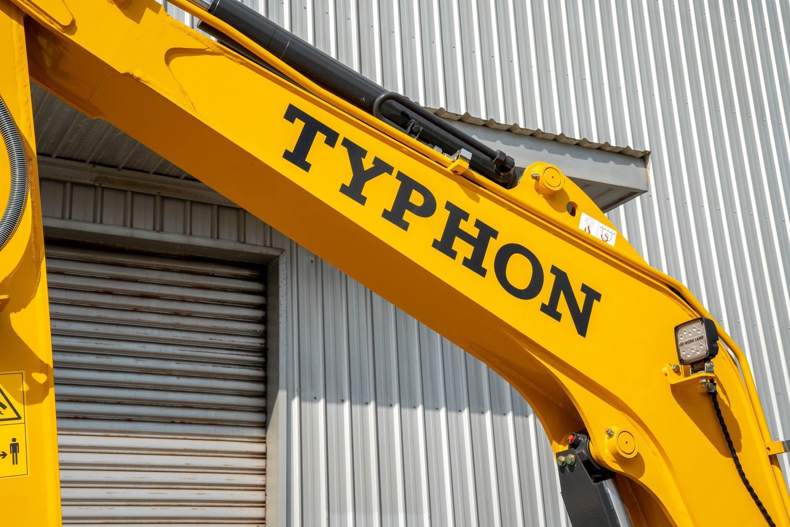 TYPHON NAGA 4.0 Mini Excavator w 4 Ton 24.4hp Yanmar Diesel Engine Metal Track ISO SAE control switch, AC Heater Cabin, 2 Travel Speed - Image 18